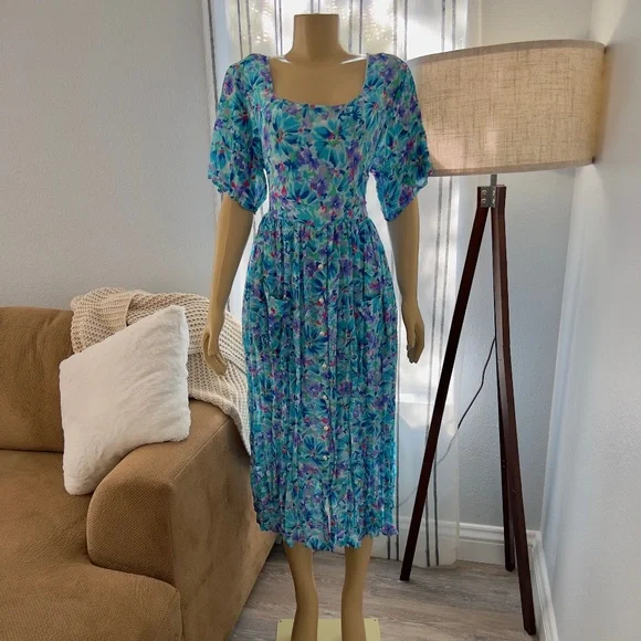 Cher Jacque Dresses | Cher Jacque Vintage Ladies Crinkled Floral Blue Waist Tie Retro Dress Size 1 | Color: Blue | Size: 1j | Zoesfuture's Closet